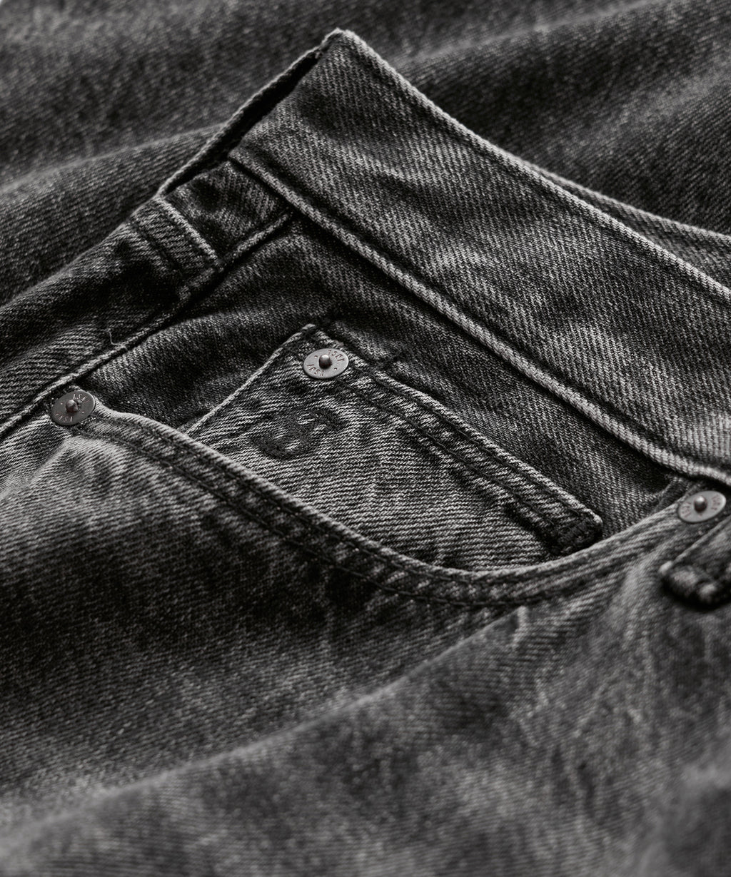 Slim Selvedge Jean in Charcoal