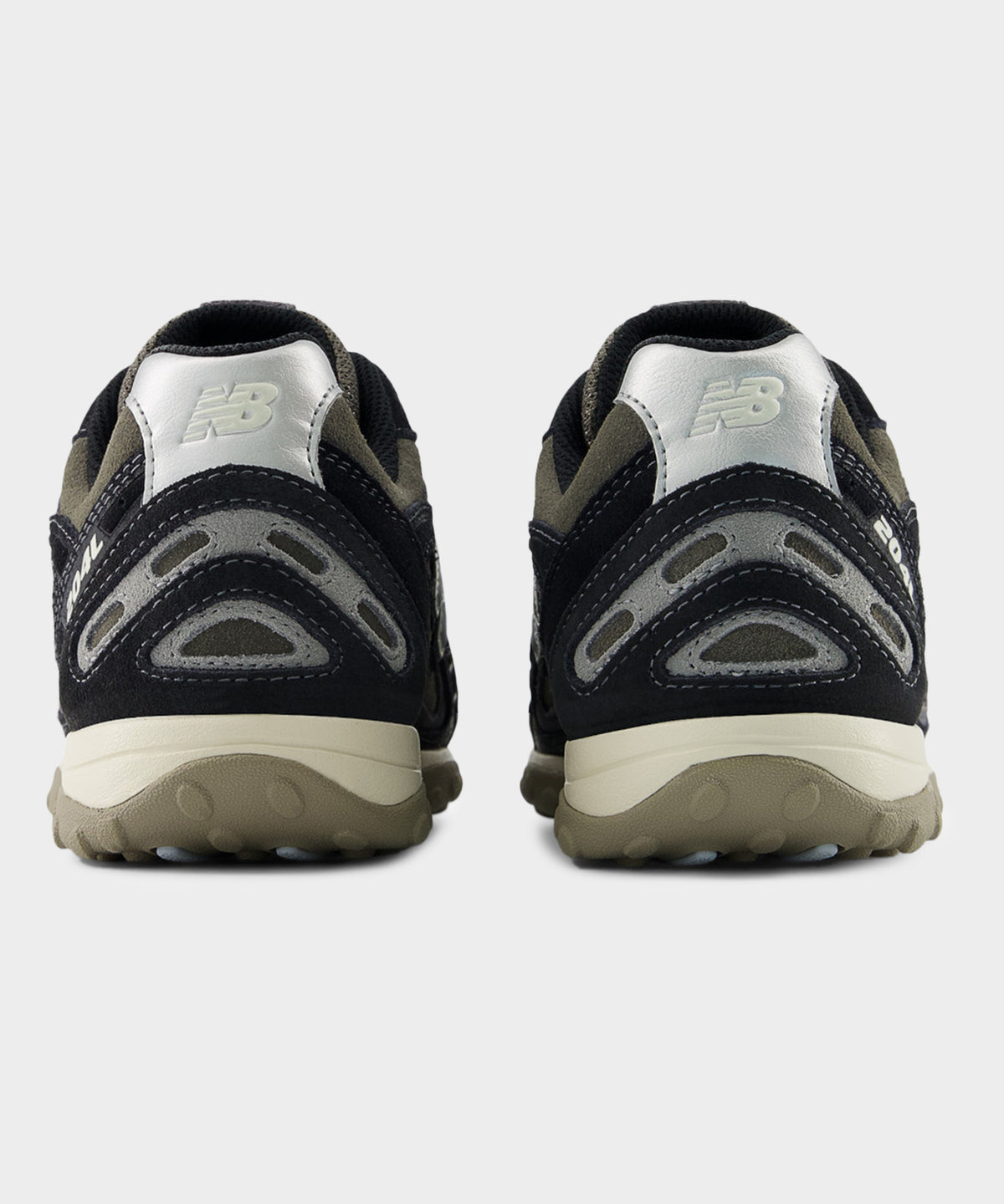 New Balance 204L Sneaker