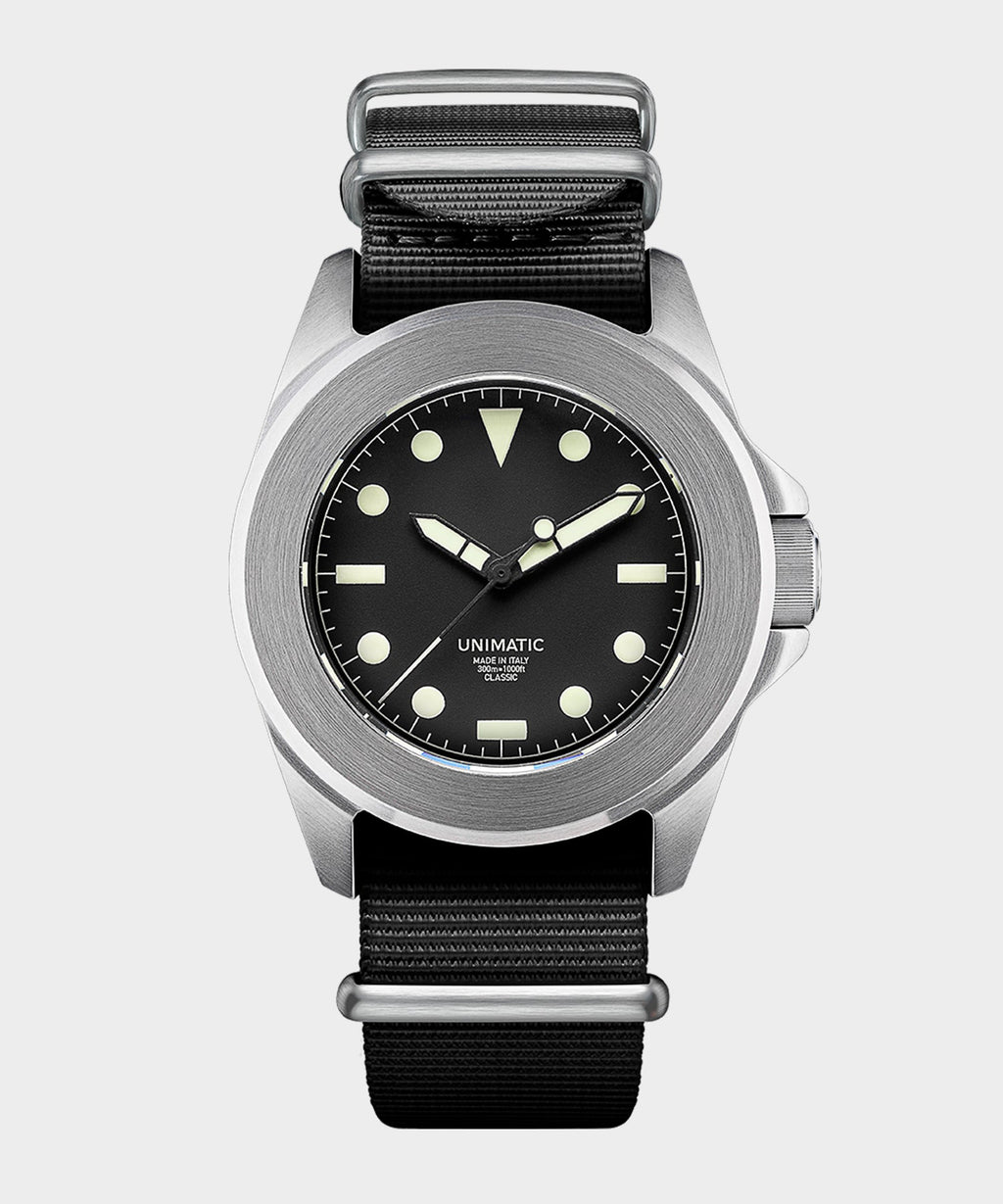 UNIMATIC U4 Classic Military Watch in black